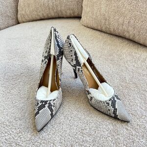 Brand New Elegant Snakeskin Patterned Heels